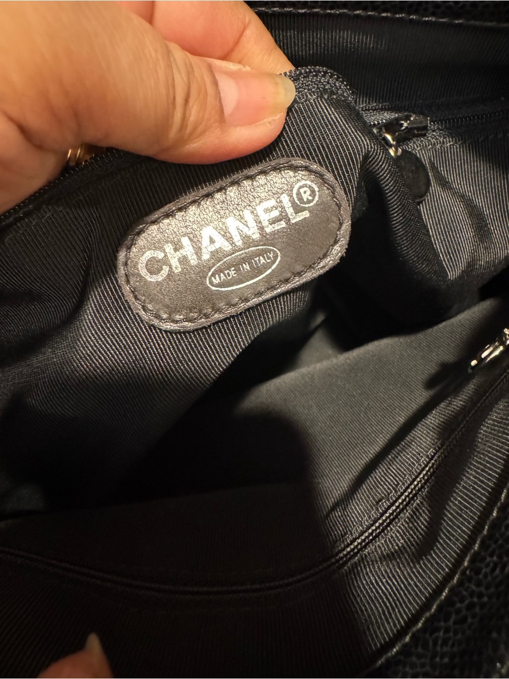 CHANEL Black Pebbled Leather Shoulder Tote - Picture 9 of 13